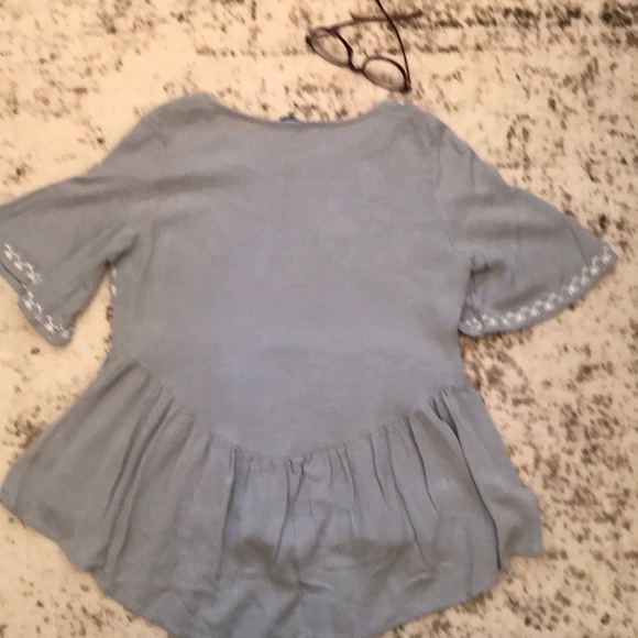 🌼 she & sky 🌼 blue/gray embroidered peplum top - Picture 2 of 5
